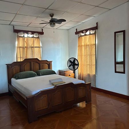 Casa Robles - Room close to Airport #1 Managua Exterior foto