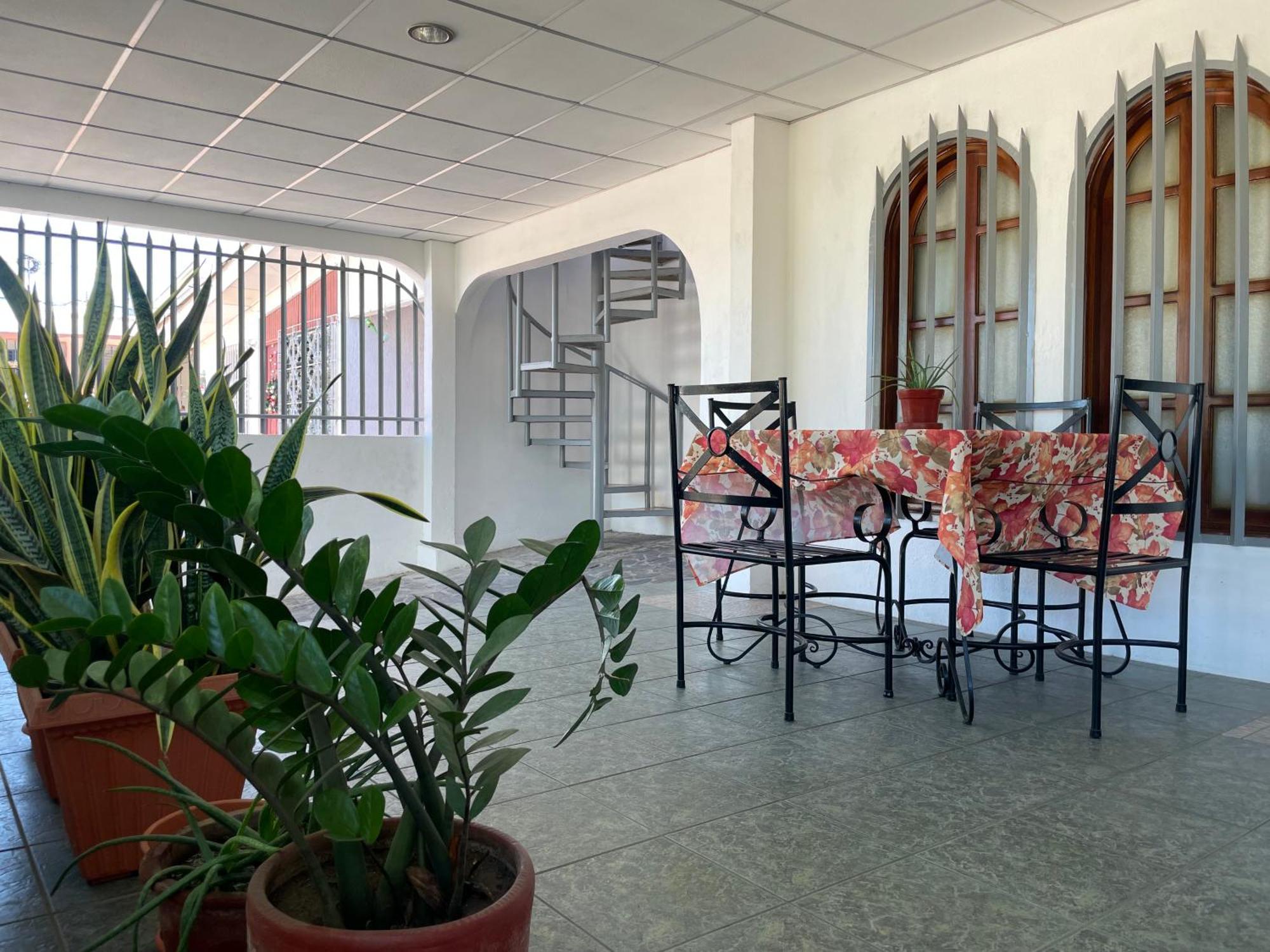 Casa Robles - Room close to Airport #1 Managua Exterior foto