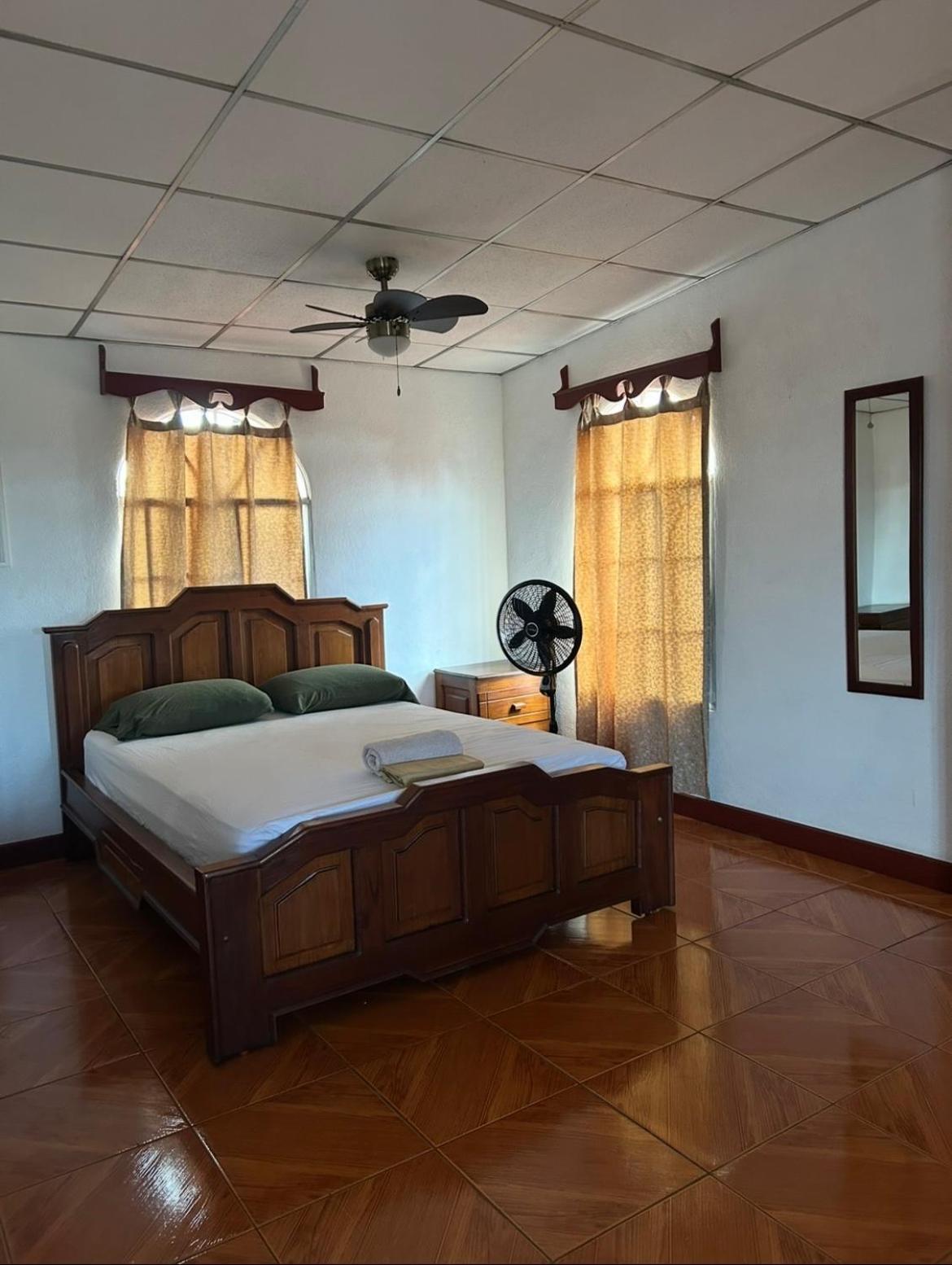 Casa Robles - Room close to Airport #1 Managua Exterior foto